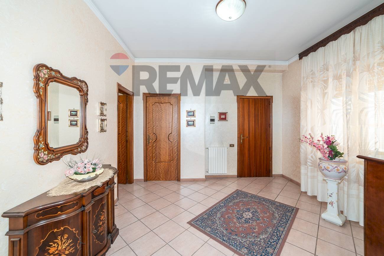 Hall / corridoio - Independent house Via Giuseppe Bonaventura
 
22/C, Randazzo - photo 3