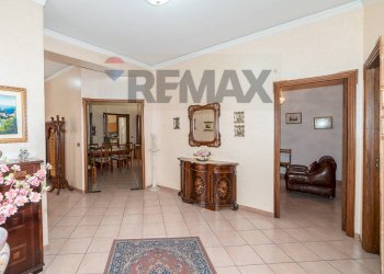 Hall / corridoio - Independent house Via Giuseppe Bonaventura
 
22/C, Randazzo - photo 2