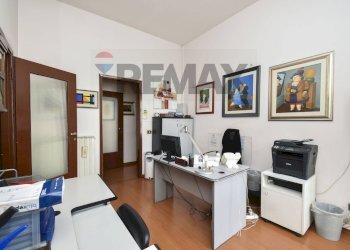 Ufficio - Appartamento Via Umberto
 
311, Catania - foto 7