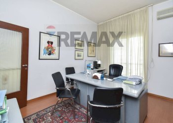 Ufficio - Appartamento Via Umberto
 
311, Catania - foto 12