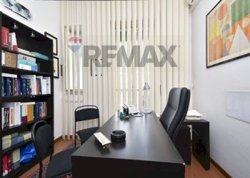 Ufficio - Appartamento Via Umberto
 
311, Catania - foto 17