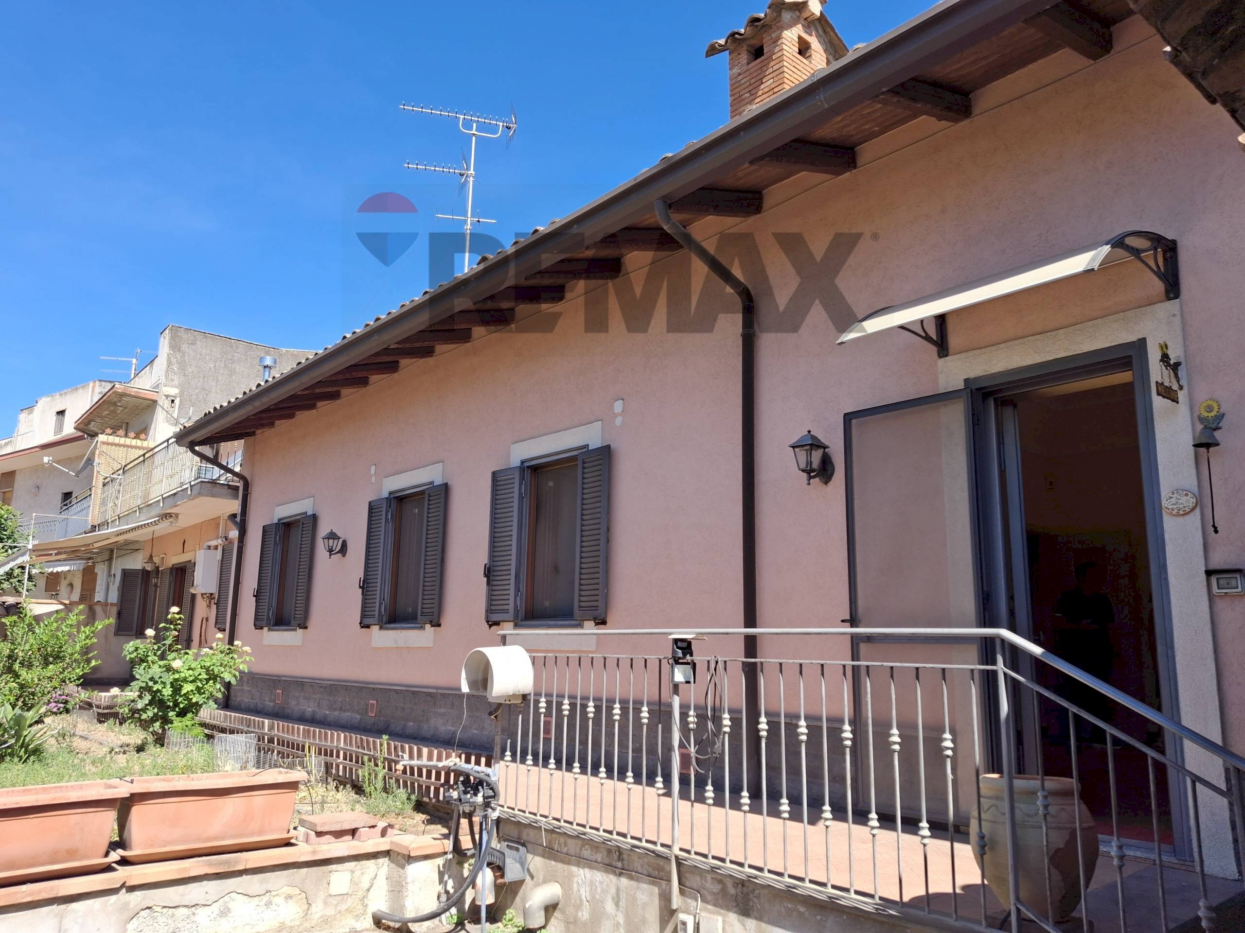 Casa all\'aperto - Villa Via Fiorita
 
17, Catania - photo 1