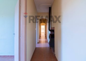 Hall / corridoio - Villa Via Fiorita
 
17, Catania - photo 20