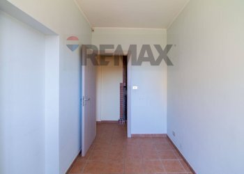 Stanza vuota - Villa Via Fiorita
 
17, Catania - photo 28