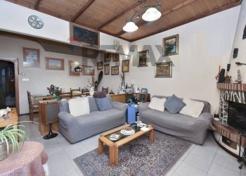 Sala da pranzo - Casa indipendente vicolo Lo Giudice
 
5, Mascalucia - foto 12