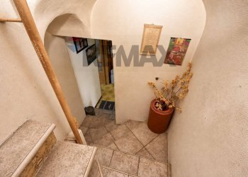 Hall / corridoio - Casa indipendente vicolo Lo Giudice
 
5, Mascalucia - foto 25