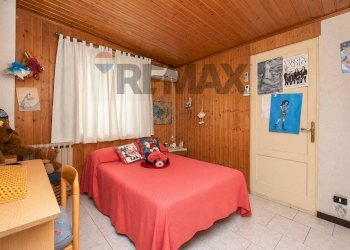 Camera / camera da letto - Casa indipendente vicolo Lo Giudice
 
5, Mascalucia - foto 29