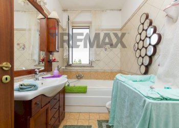 Bagno - Quadrilocale Via Dei Gladioli
 
9, Mascalucia - foto 11