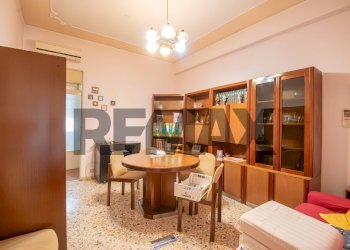 Sala da pranzo - Apartment Via Dante Alighieri
 
12, Caltagirone - photo 3
