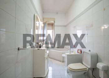 Bagno - Apartment Via Dante Alighieri
 
12, Caltagirone - photo 10
