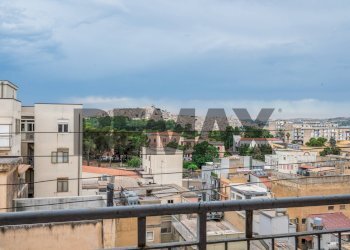 Balcone - Apartment Via Dante Alighieri
 
12, Caltagirone - photo 39