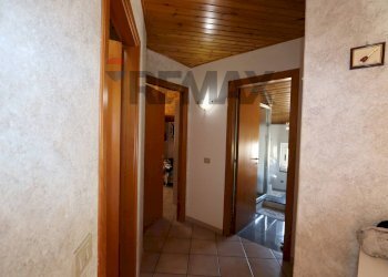 Hall / corridoio - Apartment Via Guglielmo Marconi
 
26, Calatabiano - photo 4