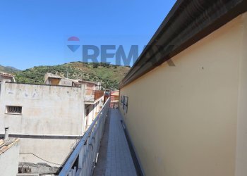 Balcone - Apartment Via Guglielmo Marconi
 
26, Calatabiano - photo 38