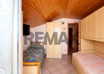 Camera / camera da letto - Apartment Via Guglielmo Marconi
 
26, Calatabiano - photo 15