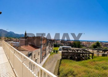 Balcone - Apartment Via Guglielmo Marconi
 
26, Calatabiano - photo 22