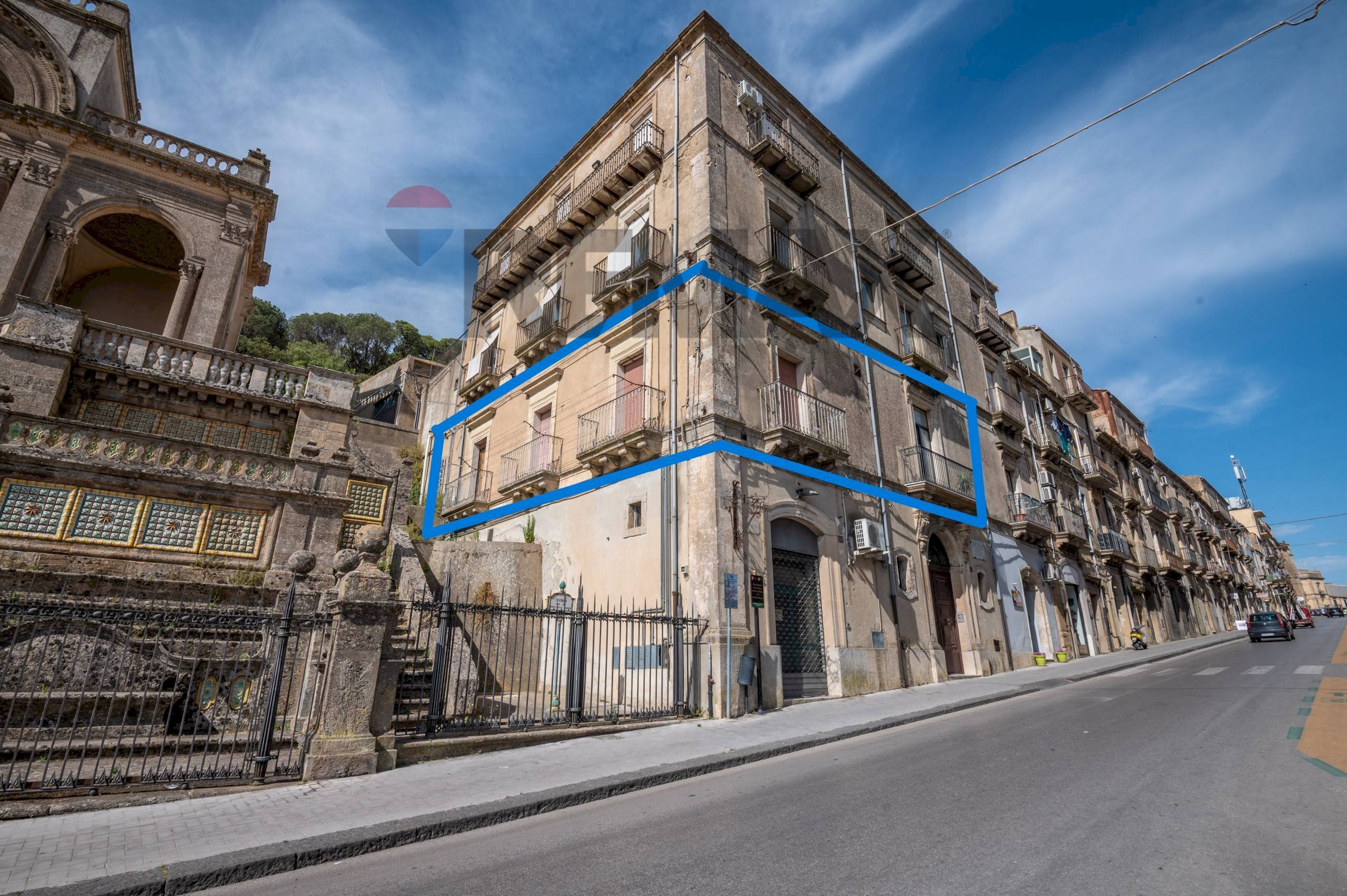 Edificio all\'aperto - Appartamento Via Roma
 
156, Caltagirone - foto 1