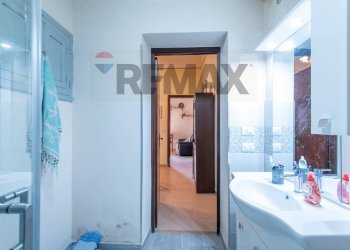 Bagno - Appartamento Via Roma
 
156, Caltagirone - foto 20