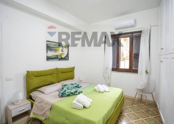Camera / camera da letto - Four-room apartment Vicolo degli agrumai
 
1, Giardini-Naxos - photo 9