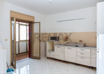 Cucina - Quadrilocale Via Michelangelo Buonarroti
 
13, Aci Catena - foto 26