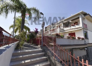 Edificio all\'aperto - Three-room apartment Via V Traversa
 
25, Mascali - photo 1