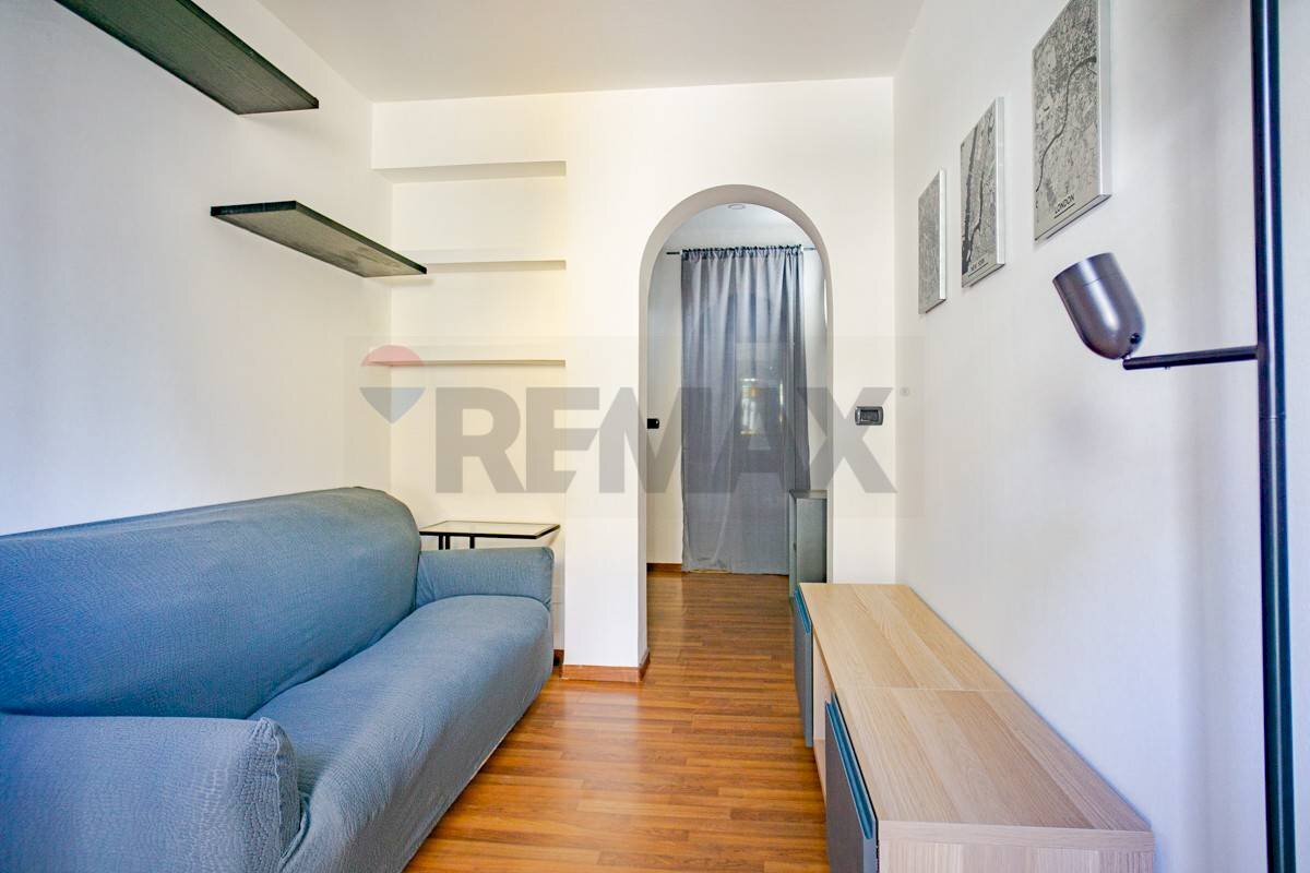 Foto 1 - Bilocale Via Roccaromana
 
39, Catania - foto 1