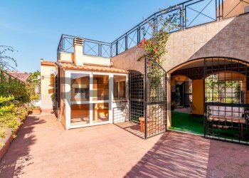 Casa all\'aperto - Villa contrada Arcile
 
sn, Augusta - foto 73