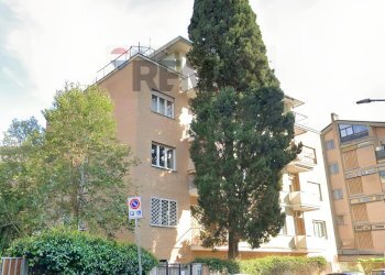 Edificio all\'aperto - Trilocale VIA DELLA MARATONA
60, Roma - foto 9
