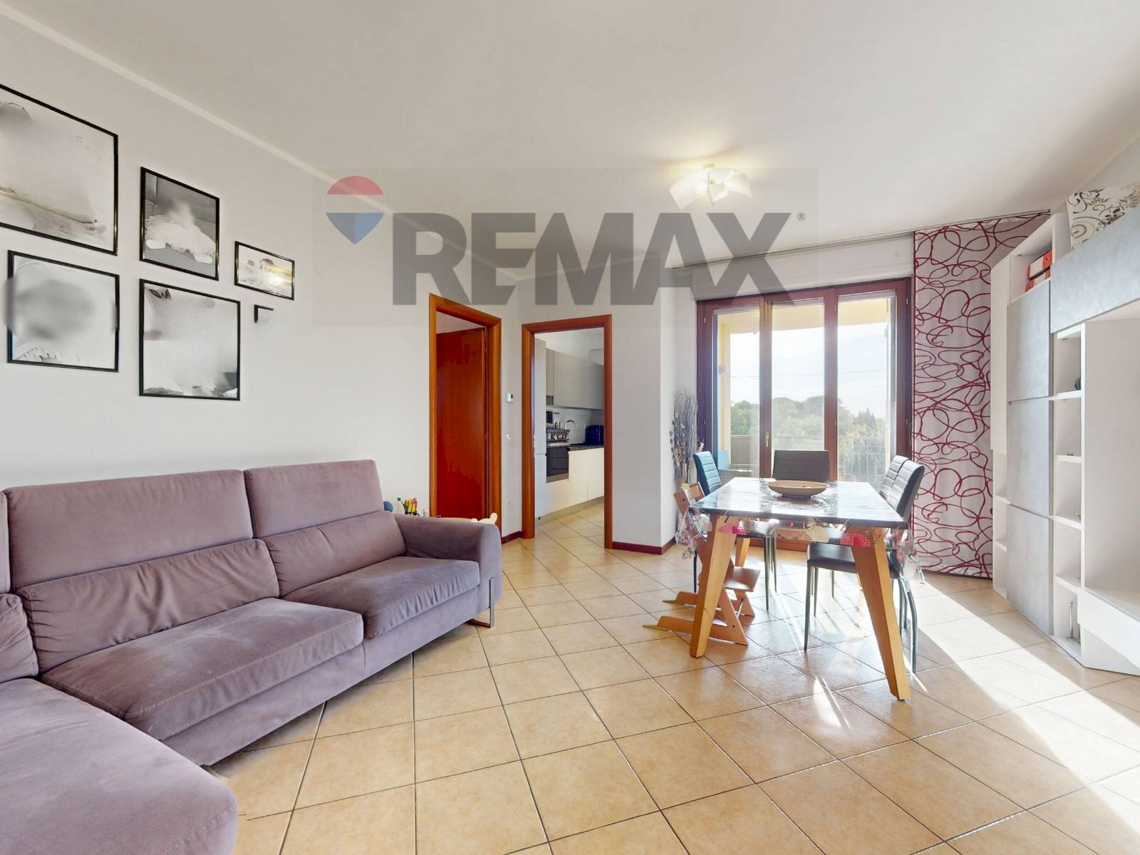 Sala da pranzo - Three-room apartment Via Irlanda
 
20, Bastia Umbra - photo 1