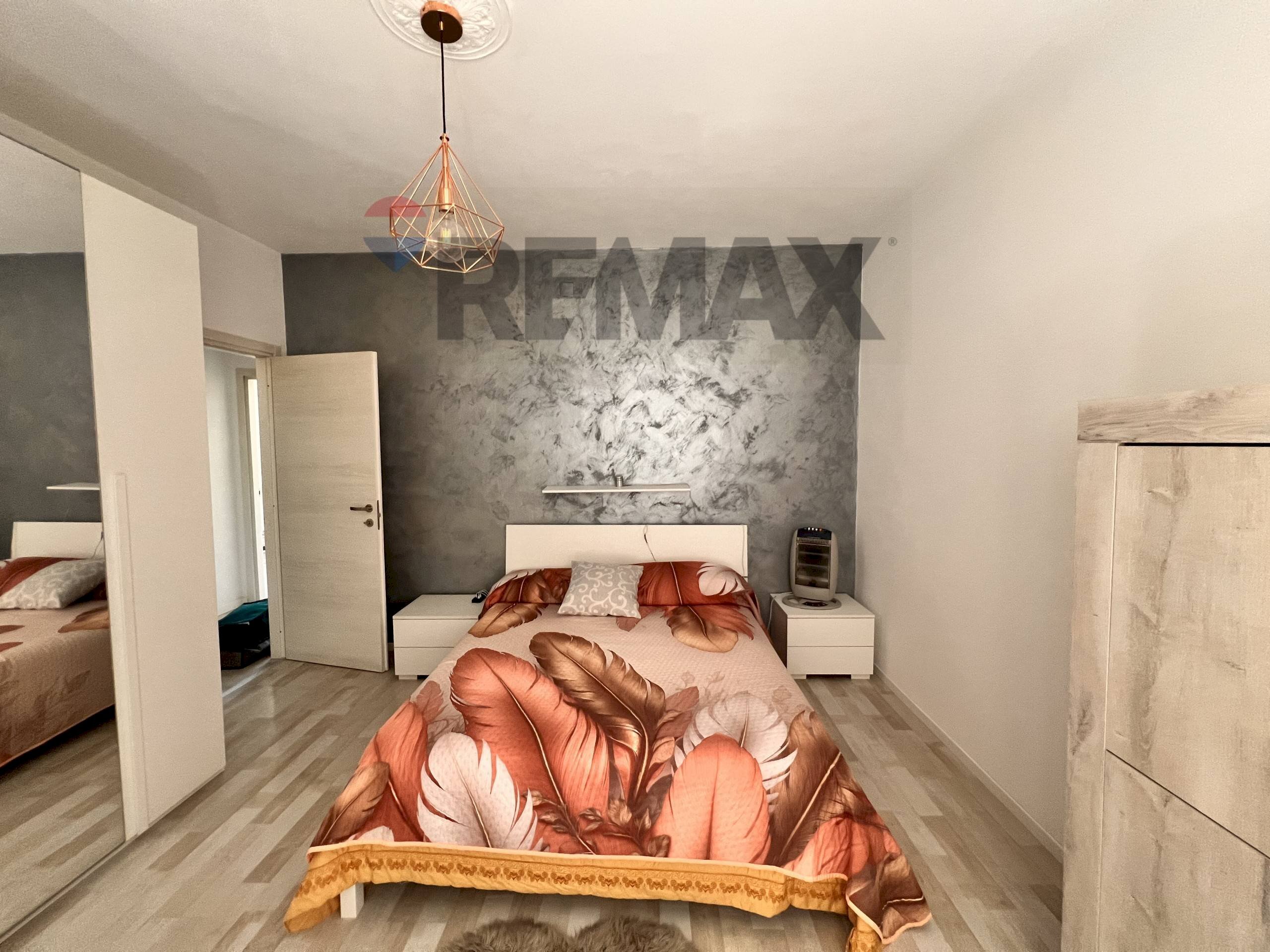 Camera / camera da letto - Semi-detached house Via Adriatica
 
24/26/30, Foligno - photo 1