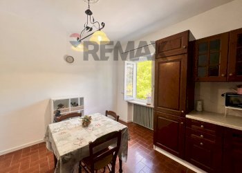 Sala da pranzo - Semi-detached house Via Adriatica
 
24/26/30, Foligno - photo 32