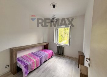 Camera / camera da letto - Semi-detached house Via Adriatica
 
24/26/30, Foligno - photo 37