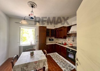 Cucina - Semi-detached house Via Adriatica
 
24/26/30, Foligno - photo 52