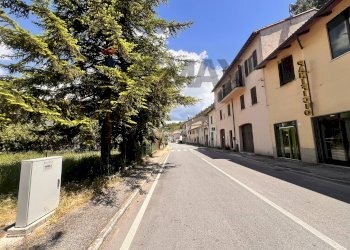 Edificio all\'aperto - Semi-detached house Via Adriatica
 
24/26/30, Foligno - photo 59
