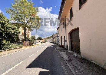 Edificio all\'aperto - Semi-detached house Via Adriatica
 
24/26/30, Foligno - photo 62