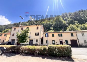 Edificio all\'aperto - Semi-detached house Via Adriatica
 
24/26/30, Foligno - photo 77