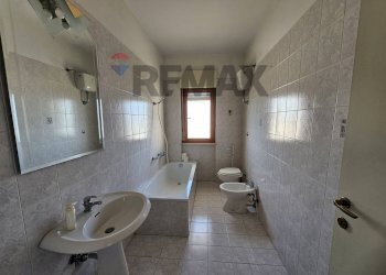 Bagno - Appartamento Parco Verdiana
 
12, Montecorvino Pugliano - foto 8