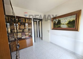 Stanza vuota - Appartamento Parco Verdiana
 
12, Montecorvino Pugliano - foto 14