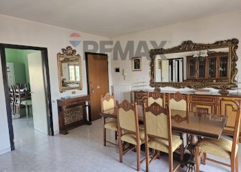 Sala da pranzo - Appartamento Parco Verdiana
 
12, Montecorvino Pugliano - foto 17
