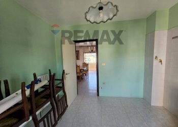Sala da pranzo - Appartamento Parco Verdiana
 
12, Montecorvino Pugliano - foto 31
