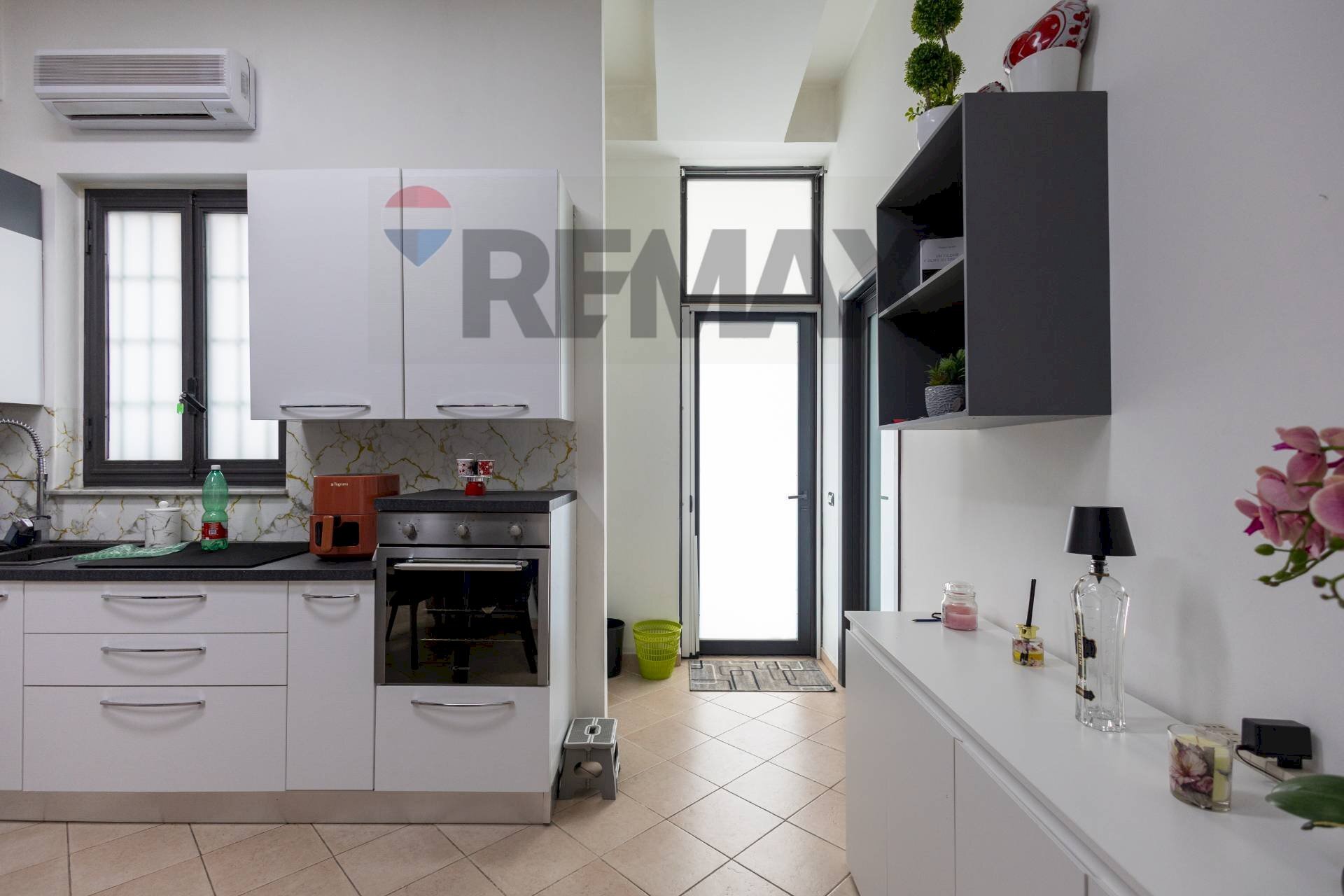 Cucina - Trilocale Via Gravina
 
28, Tremestieri Etneo - foto 2