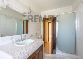 Bagno - Casa semi indipendente via San Nullo
 
5, Catania - foto 16