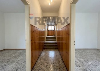 Hall / corridoio - Independent house via XX settembre
37, Tonara - photo 2