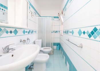 Bagno - Quadrilocale Via Enrico Toti
 
5, Acireale - foto 10