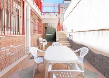 Terrazza - Quadrilocale Via Enrico Toti
 
5, Acireale - foto 17