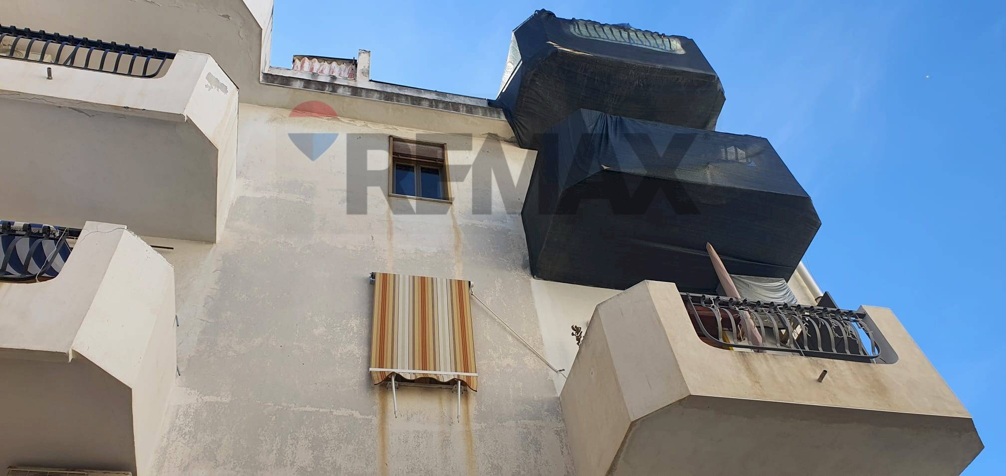 Edificio all\'aperto - Four-room apartment LUNGOMARE AMERIGO VESPUCCI- GARUFI
 
18, Furci Siculo - photo 3