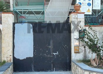 Edificio all\'aperto - Four-room apartment LUNGOMARE AMERIGO VESPUCCI- GARUFI
 
18, Furci Siculo - photo 4