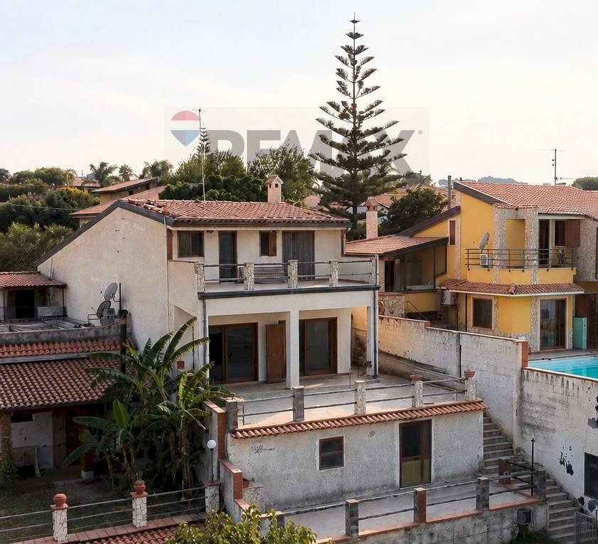 Edificio all\'aperto - Villa Contrada Frandanese
 
snc, Augusta - foto 3
