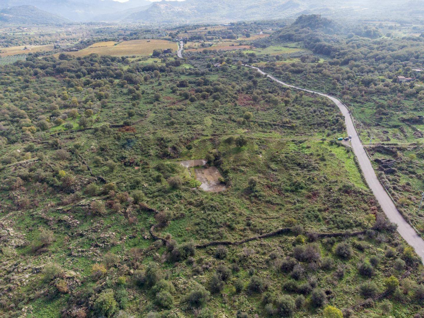 Vista delle montagne - Terreno agricolo CONTRADA NEMMI TORRE GUARINO
SNC, Castiglione di Sicilia - foto 2