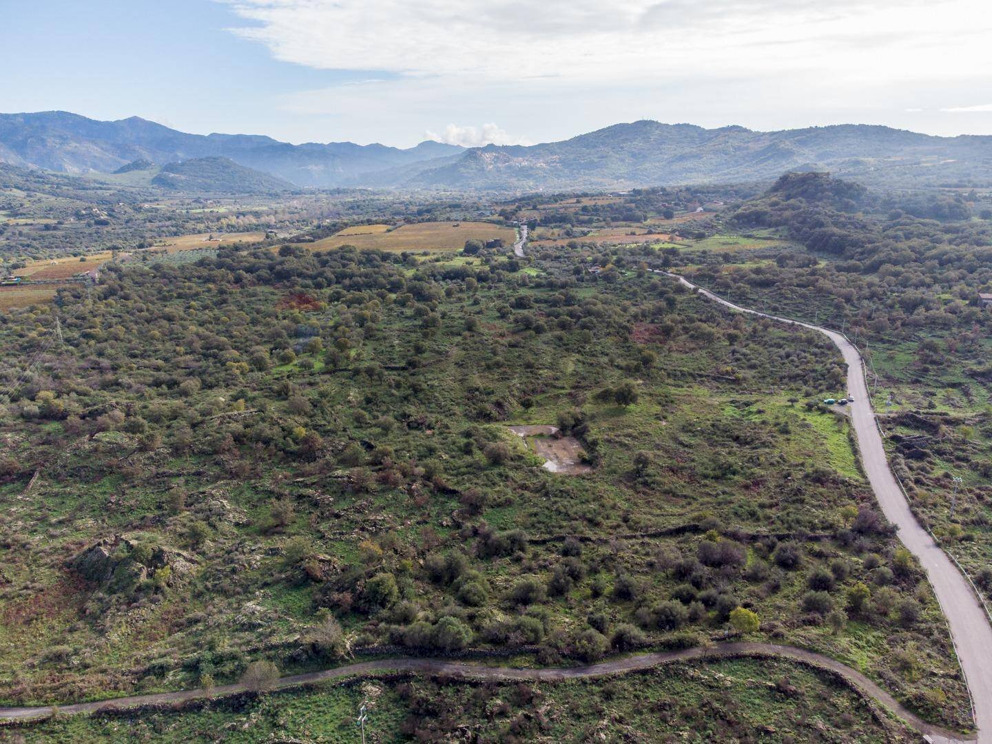 Vista delle montagne - Terreno agricolo CONTRADA NEMMI TORRE GUARINO
SNC, Castiglione di Sicilia - foto 3