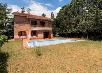 Casa all\'aperto - Villa via orosio
 
9, Mascalucia - foto 2